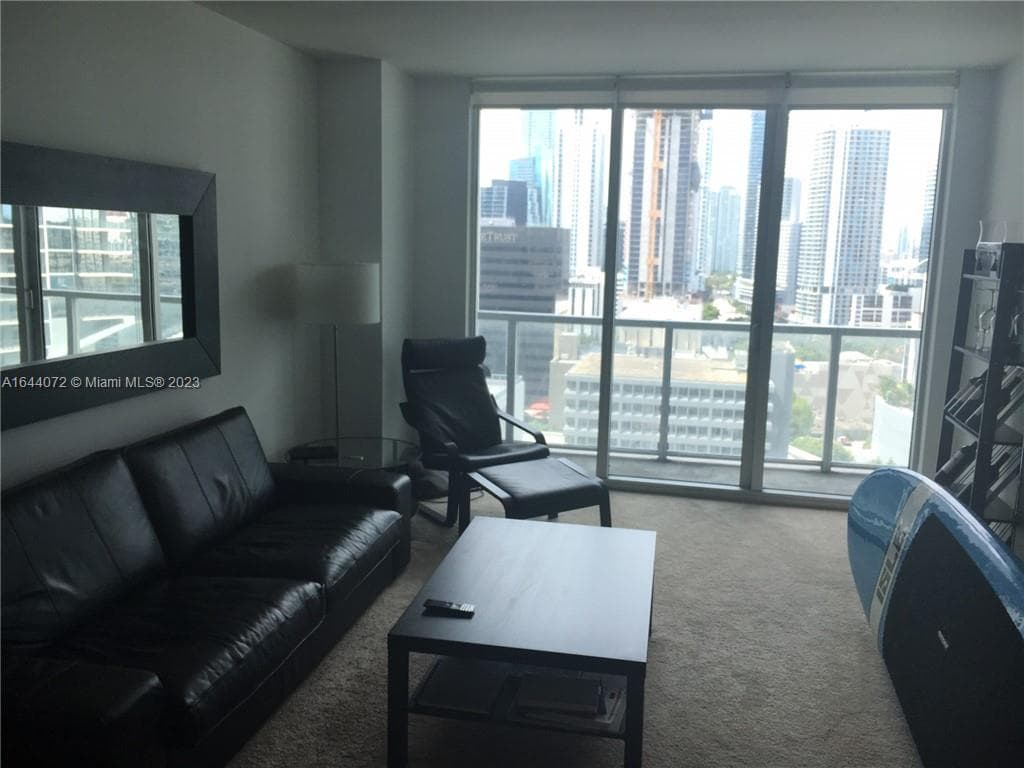 Condo at 55 SE 6 ST, Miami — photo 2