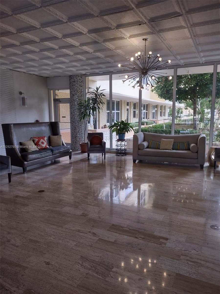 Condo at 4747 Collins Ave, Miami Beach — photo 1