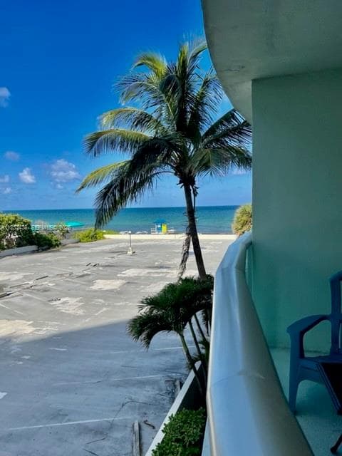 Condo at 3801 S Ocean Dr, Hollywood, FL