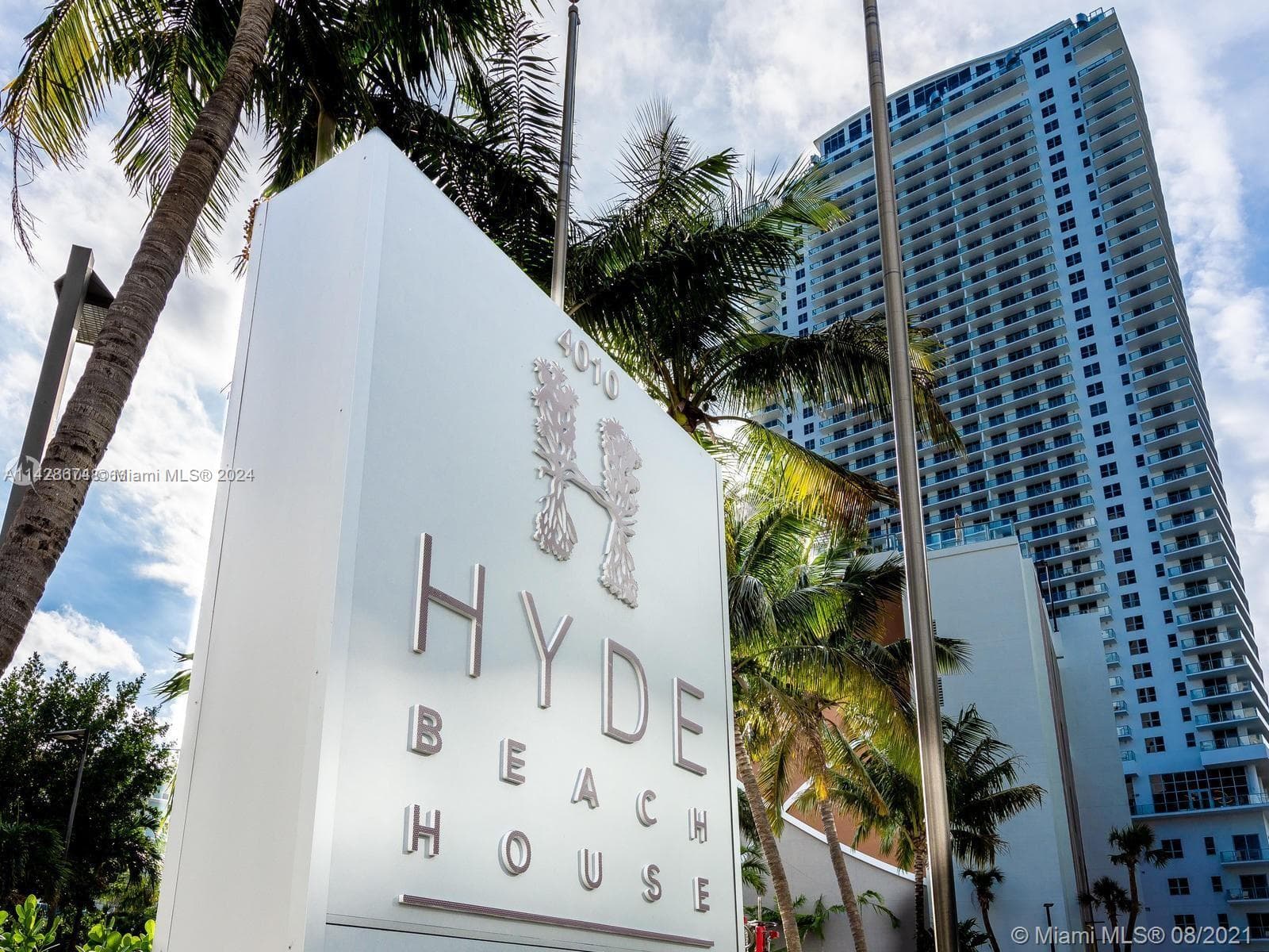 Condo at 4010 S Ocean Dr, Hollywood, FL