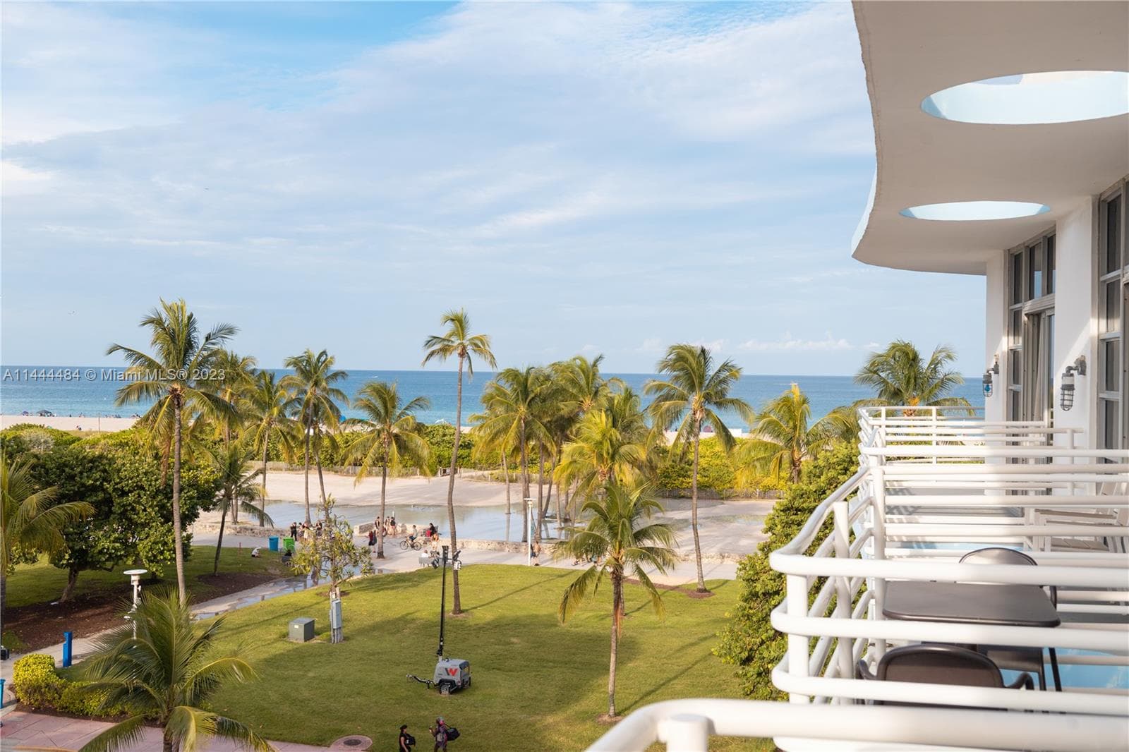 Condo at 1052 Ocean Dr, Miami Beach, FL