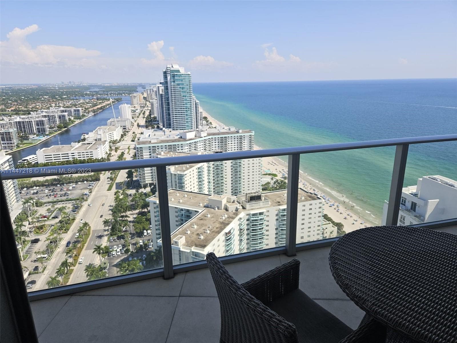 Condo at 4111 S Ocean Dr, Hollywood — photo 1