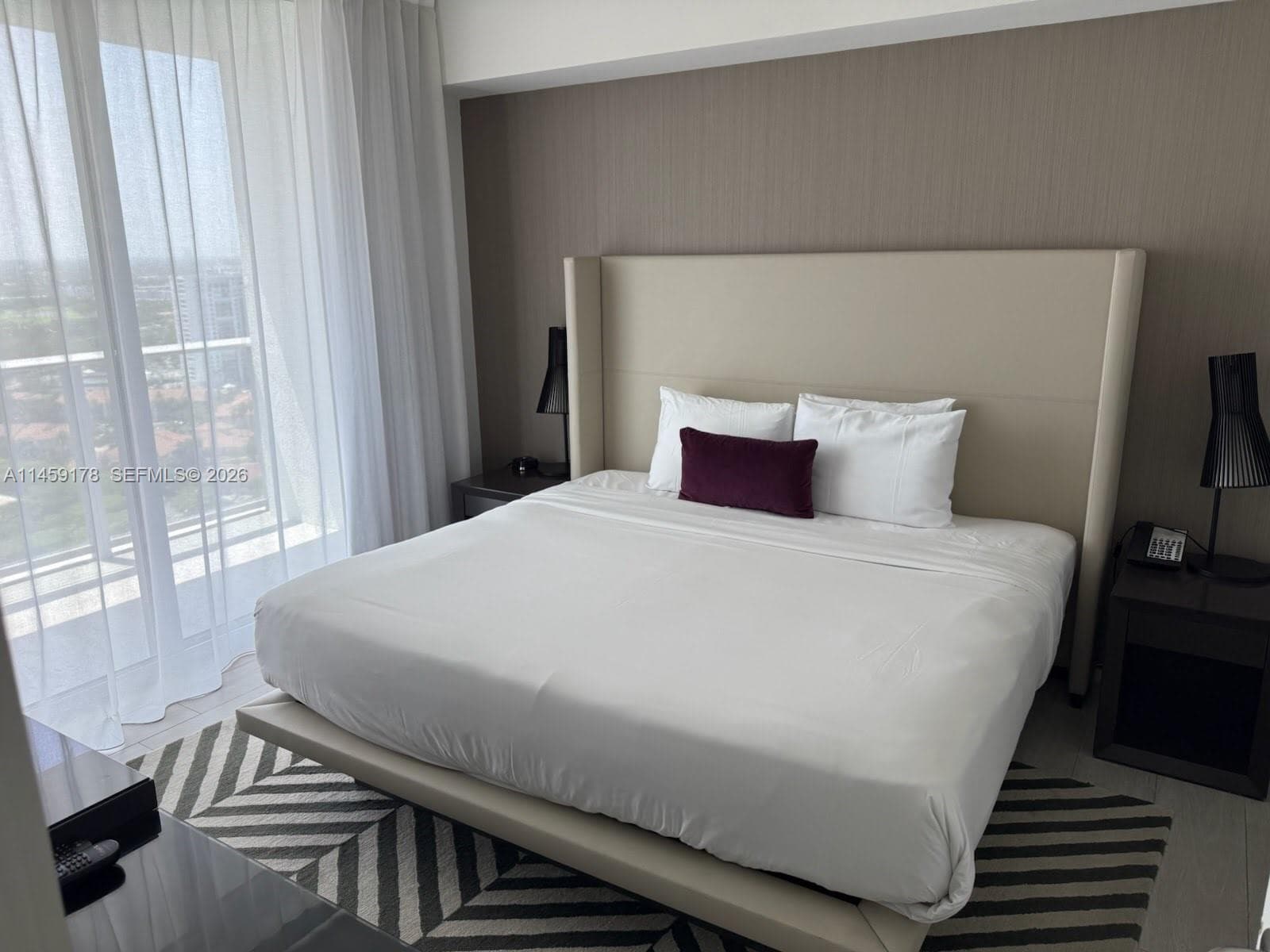 Condo at 4010 S Ocean Dr, Hollywood — photo 3