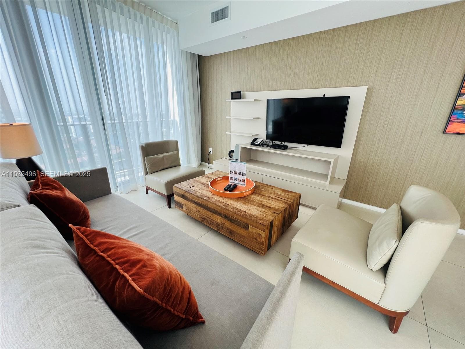 Condo at 4111 S Ocean Dr, Hollywood — photo 2