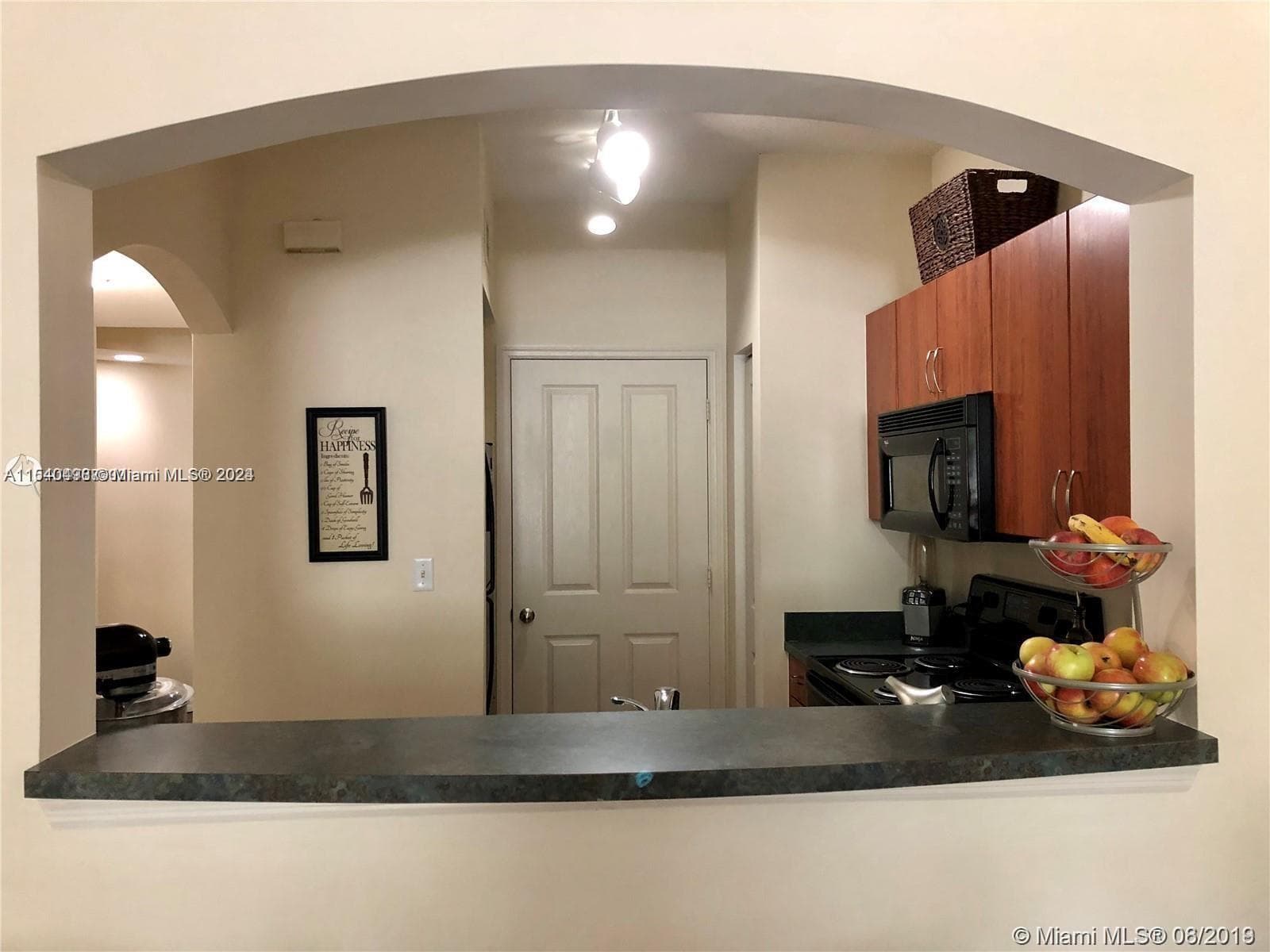 Condo at 9172 Collins Ave, Surfside — photo 3