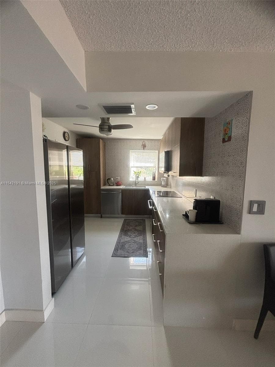 Condo at 1865 S Ocean Dr, Hallandale Beach, FL
