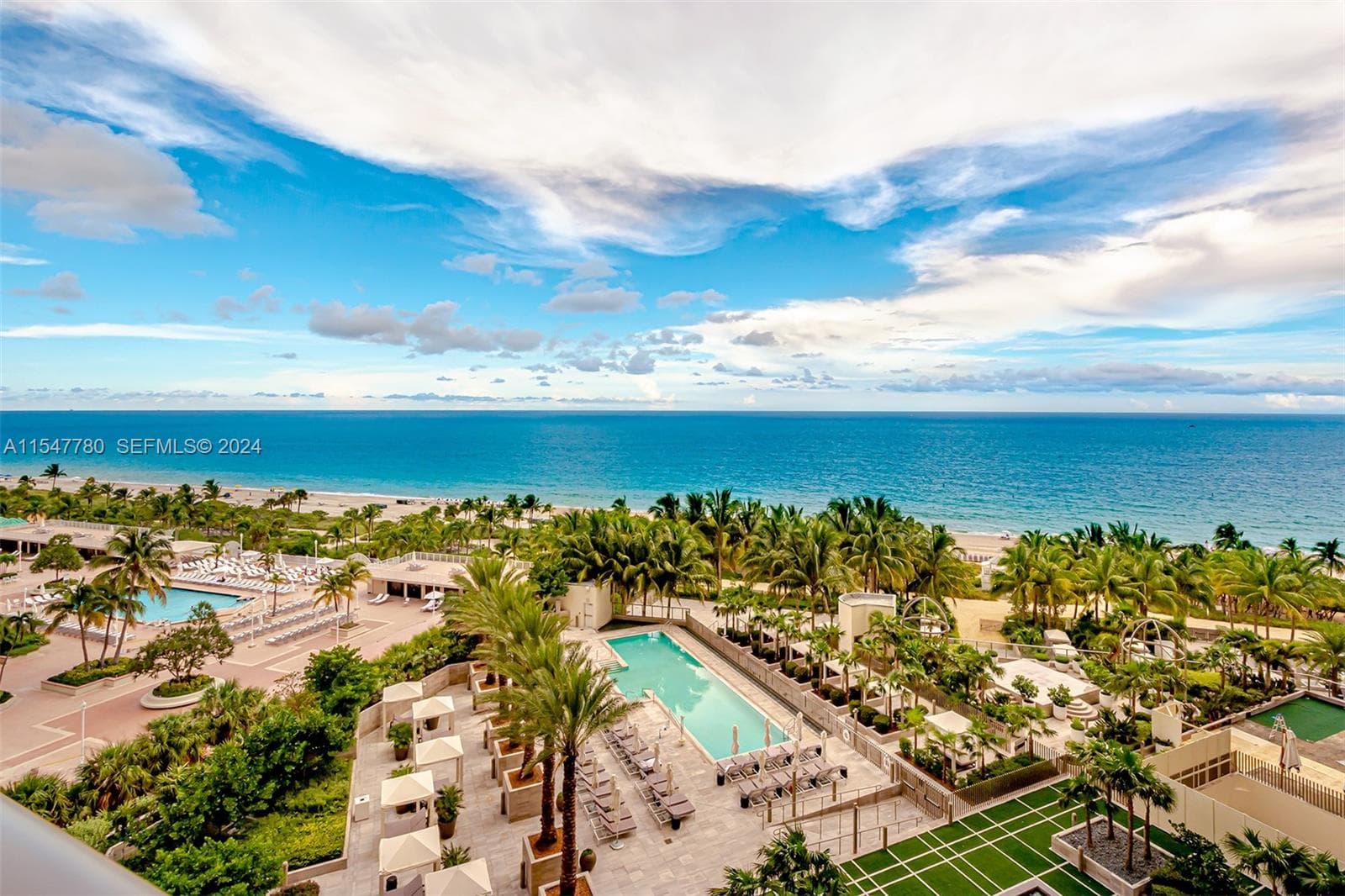 Condo en 9703 Collins Ave, Bal Harbour — foto 1