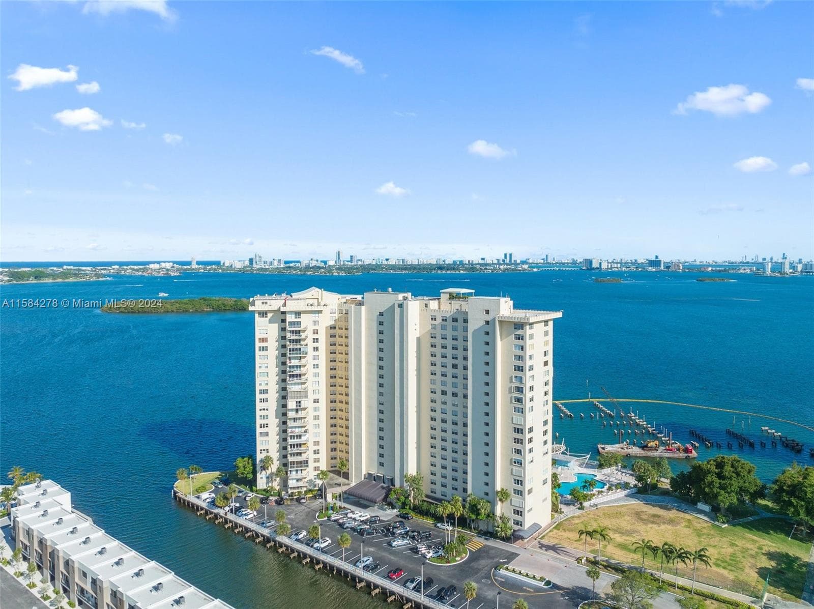 Condo at 11111 Biscayne Blvd, Miami, FL