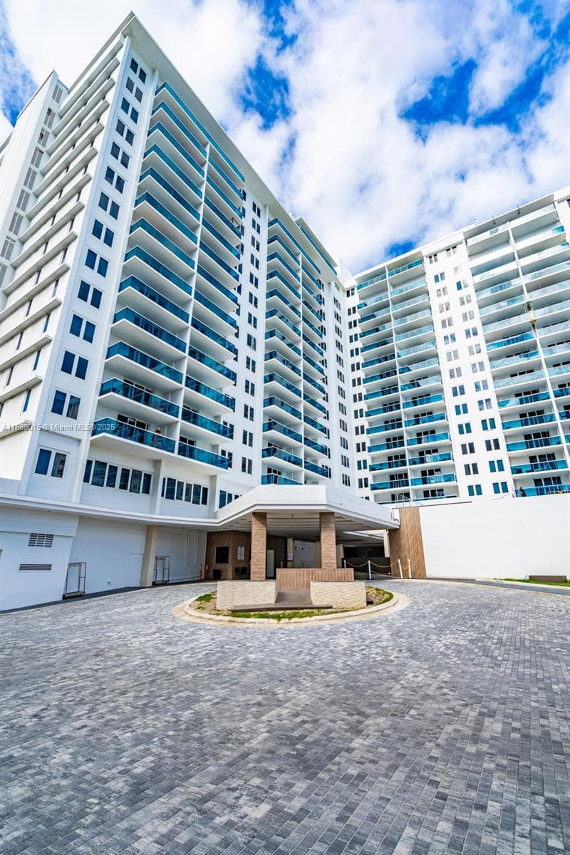 Condo at 2301 Collins Ave, Miami Beach, FL