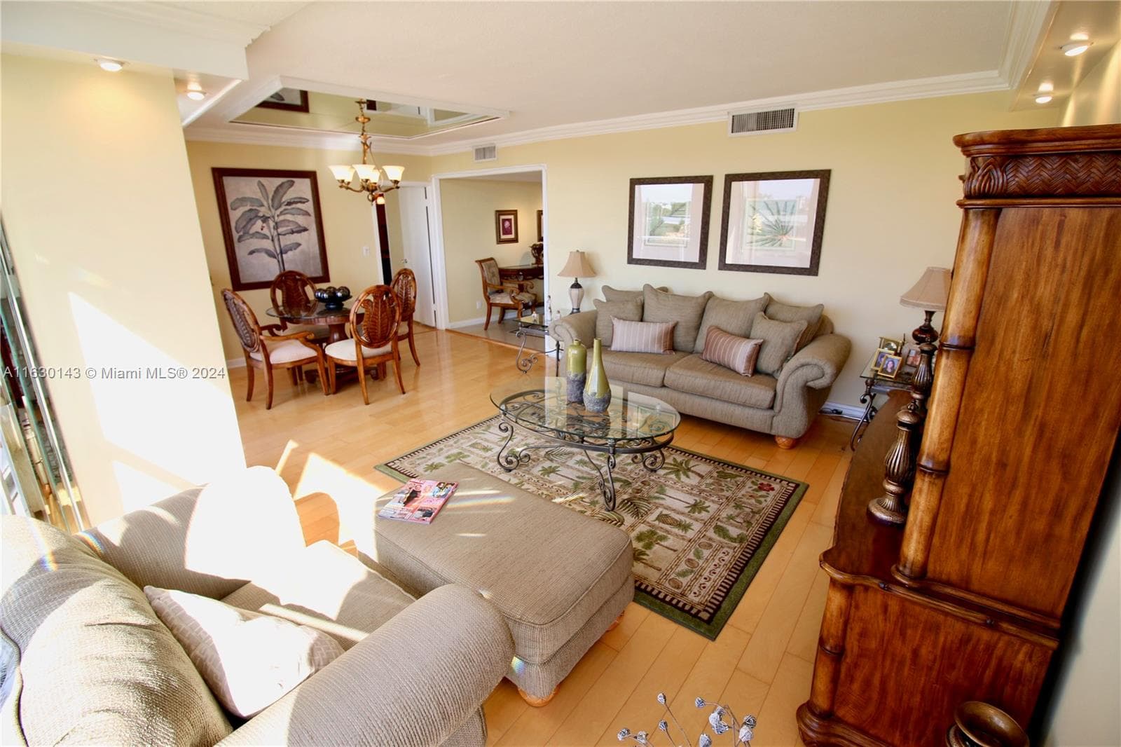 Condo at 900 Bay Dr, Miami Beach — photo 2
