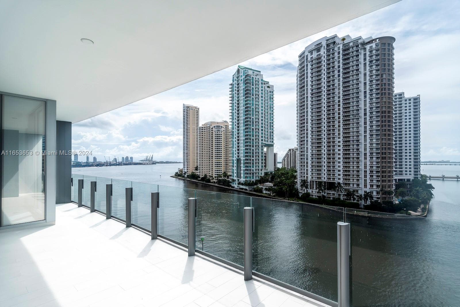 Condo at 300 Biscayne Blvd Way, Miami, FL