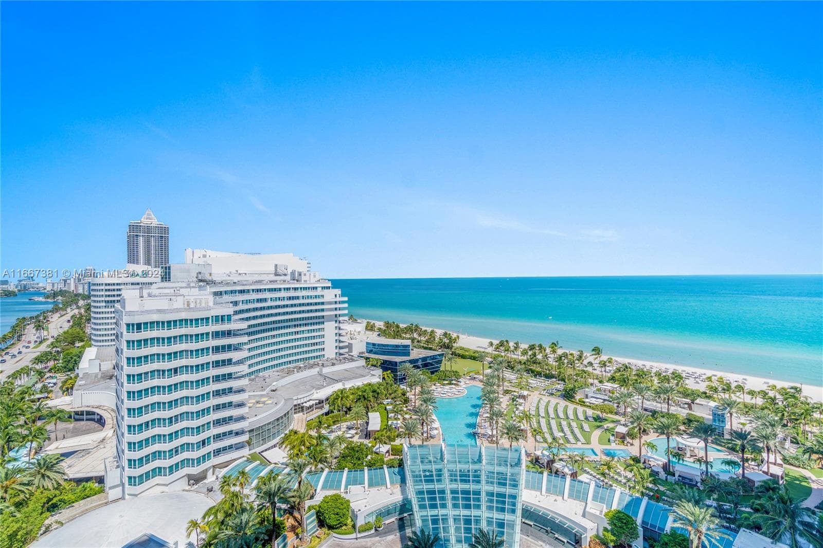 Condo at 4401 Collins Ave, Miami Beach — photo 3