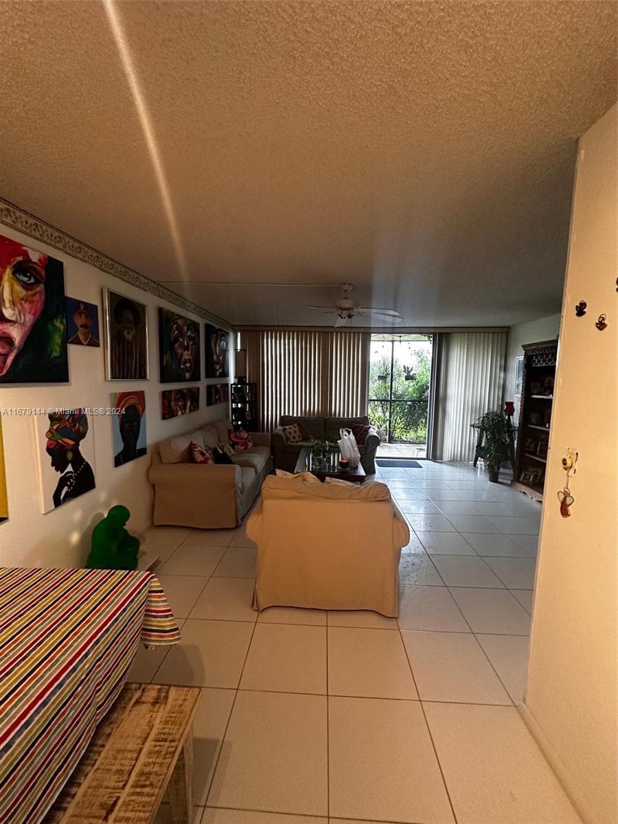 Condo at 3771 Environ Blvd, Lauderhill — photo 2