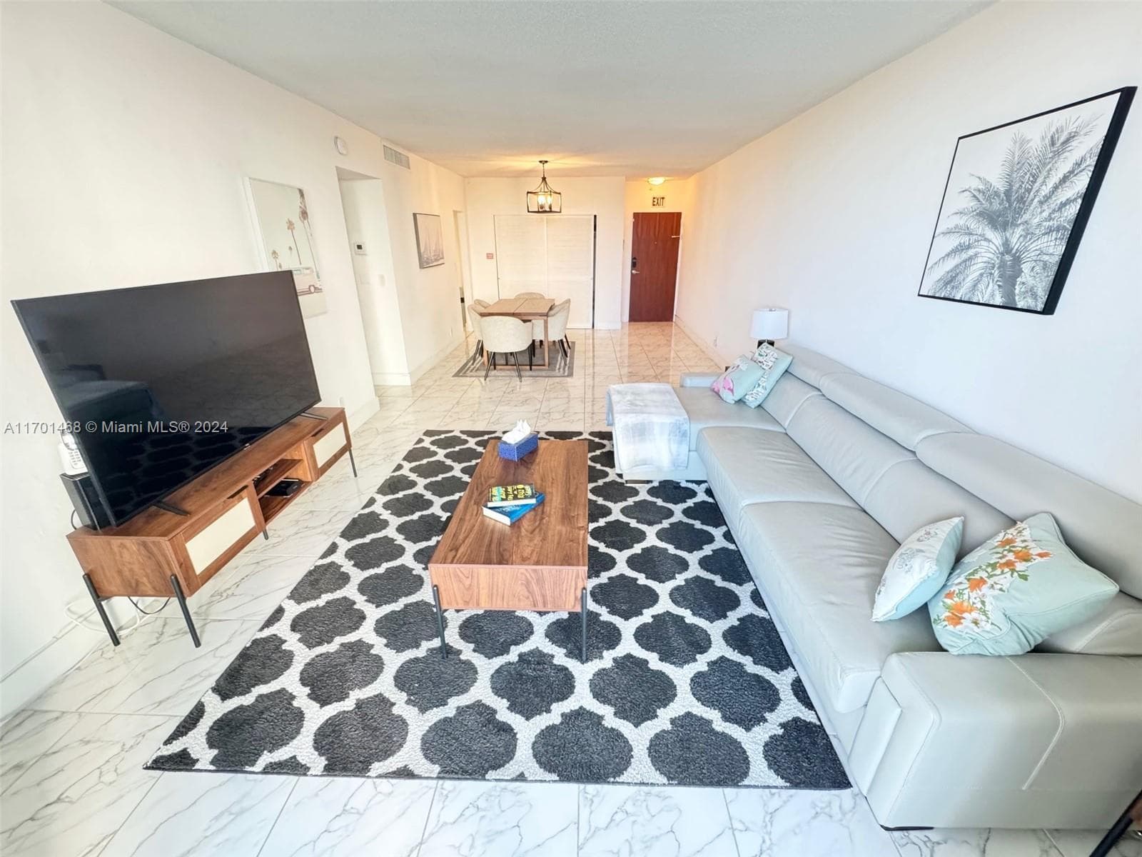 Condo at 3901 S Ocean Dr, Hollywood — photo 1