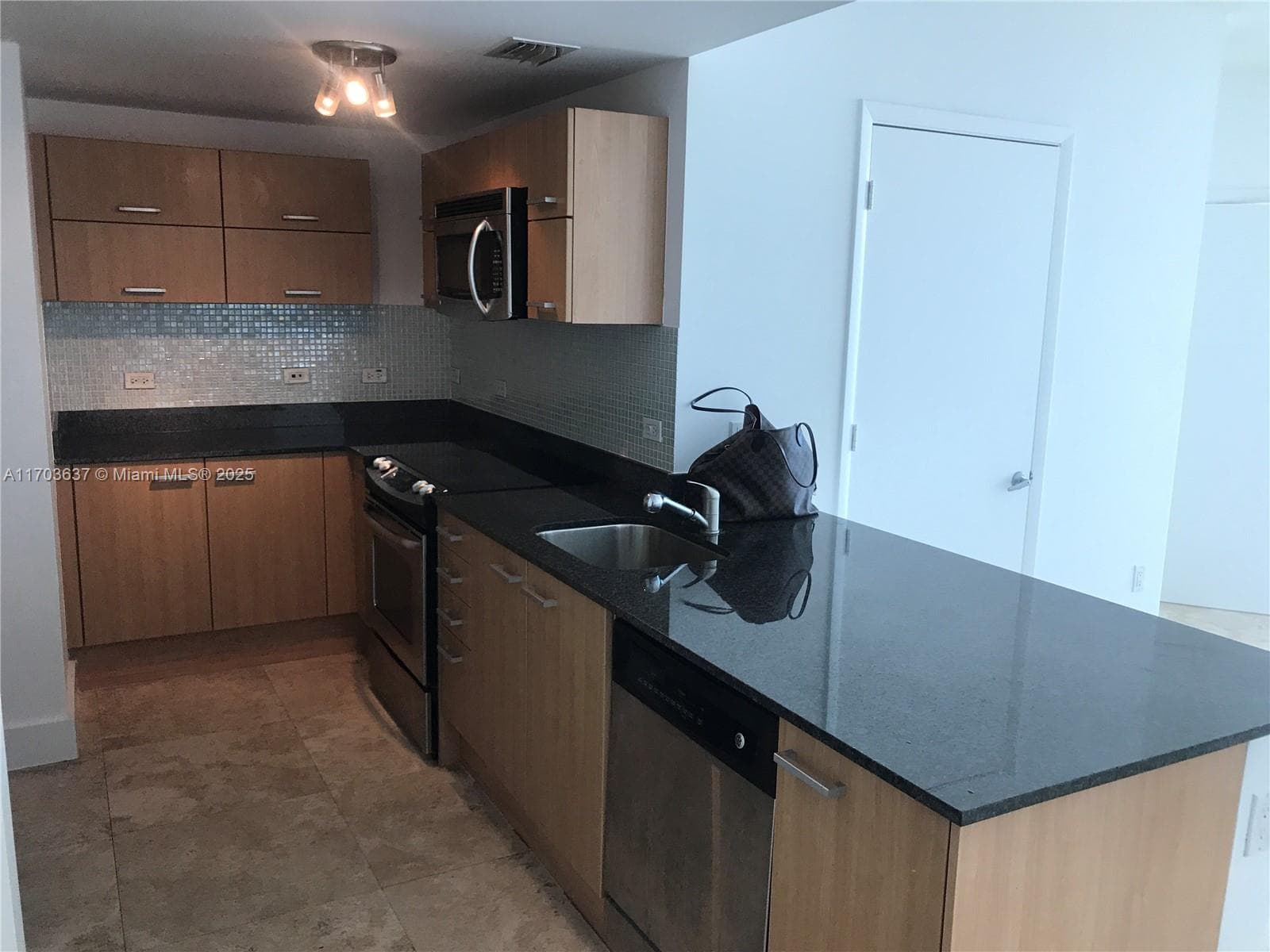 Condo at 350 S Miami Ave, Miami, FL