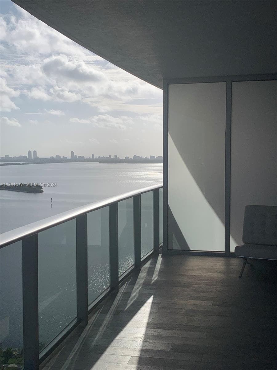 Condo en 488 NE 18th St, Miami — foto 4