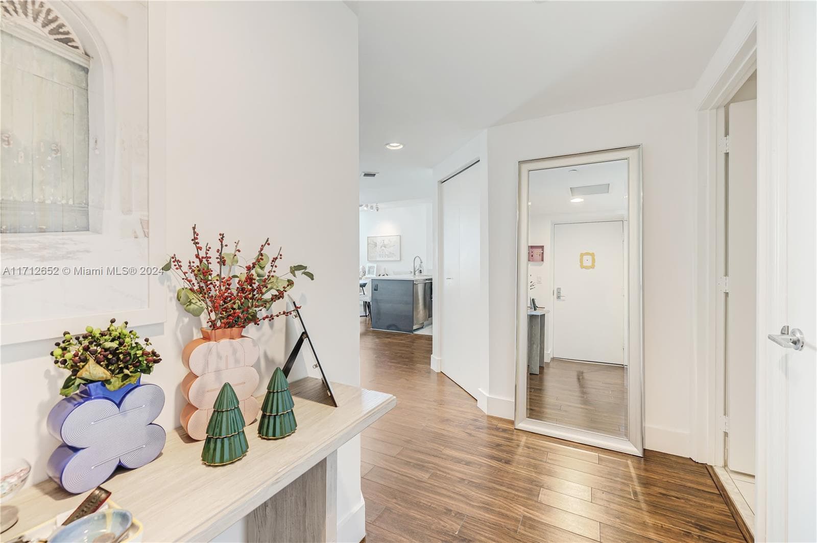 Condo at 55 SE 6th St, Miami — photo 1
