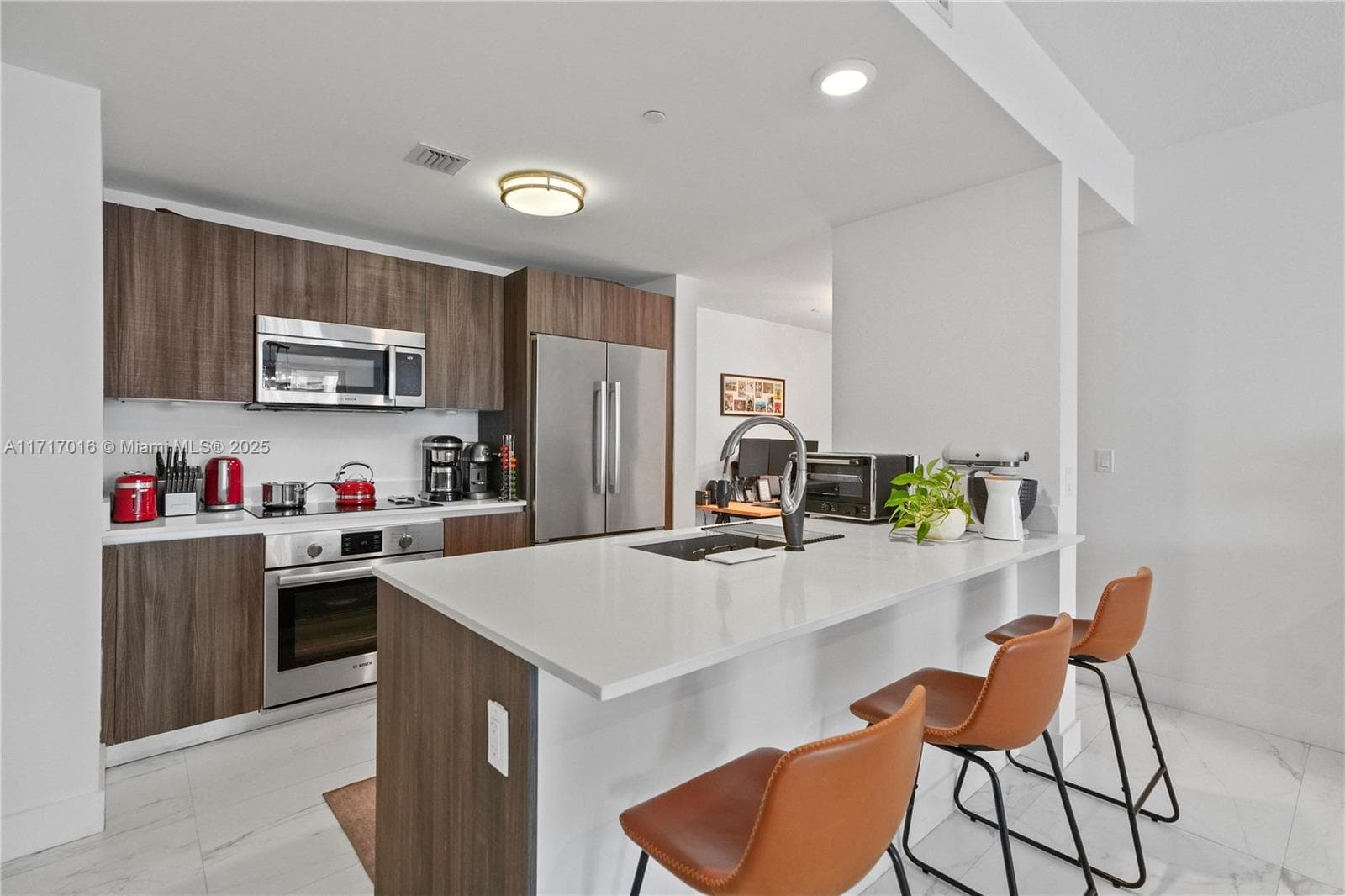 Condo at 488 NE 18th St, Miami — photo 1
