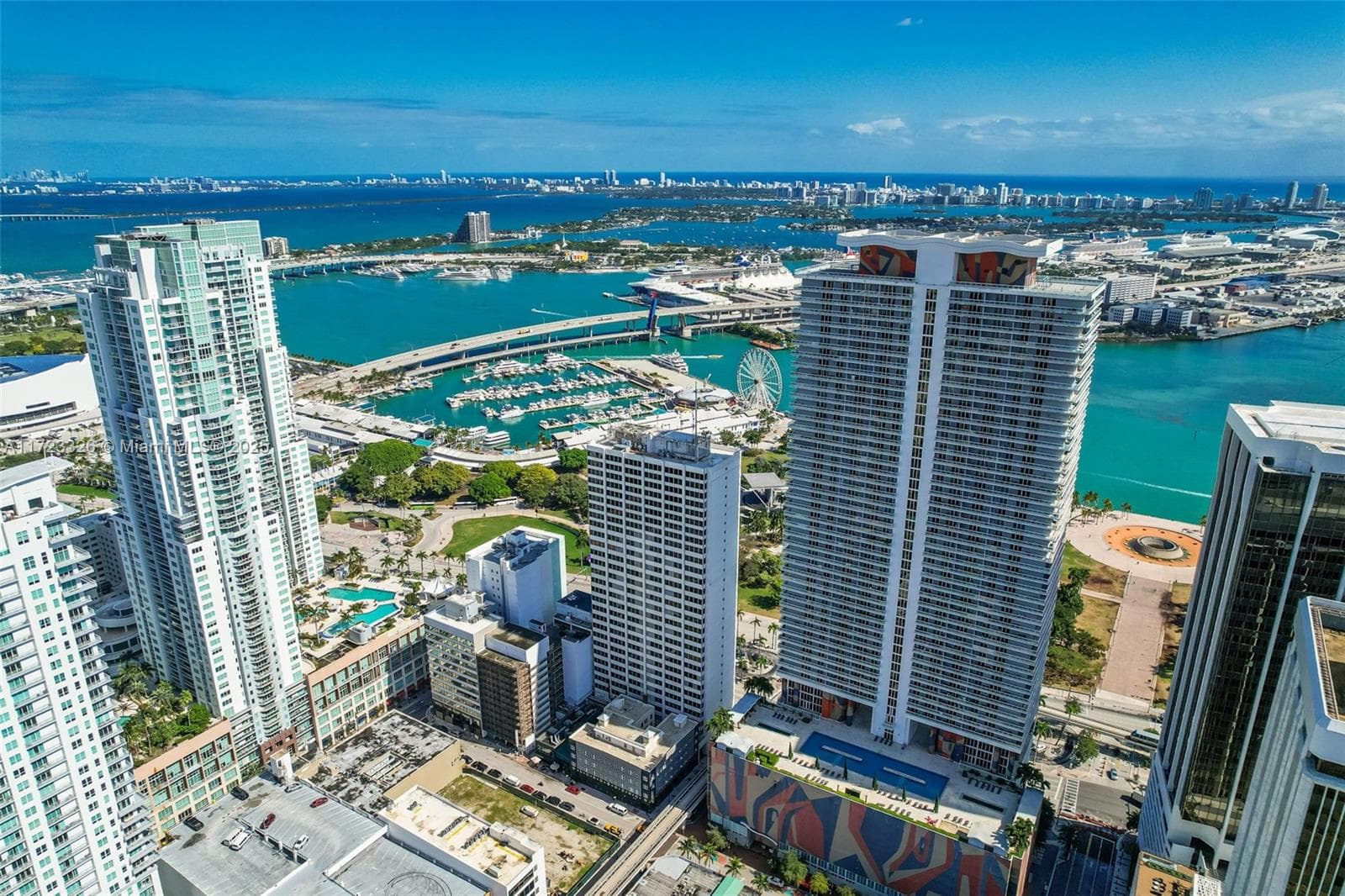 Condo at 50 Biscayne Blvd, Miami — photo 3