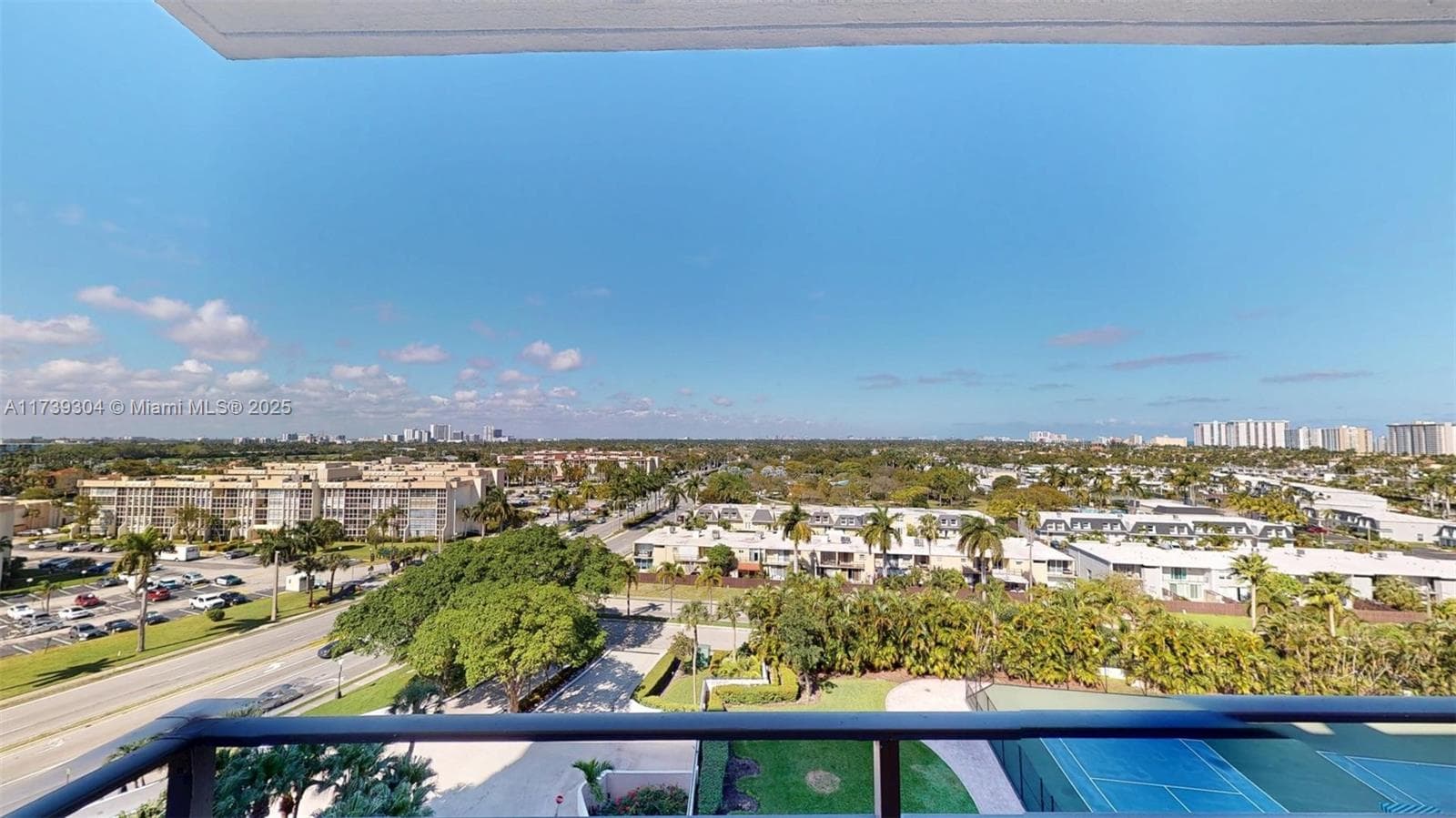 Condo at 600 N Three Islands Blvd, Hallandale Beach, FL