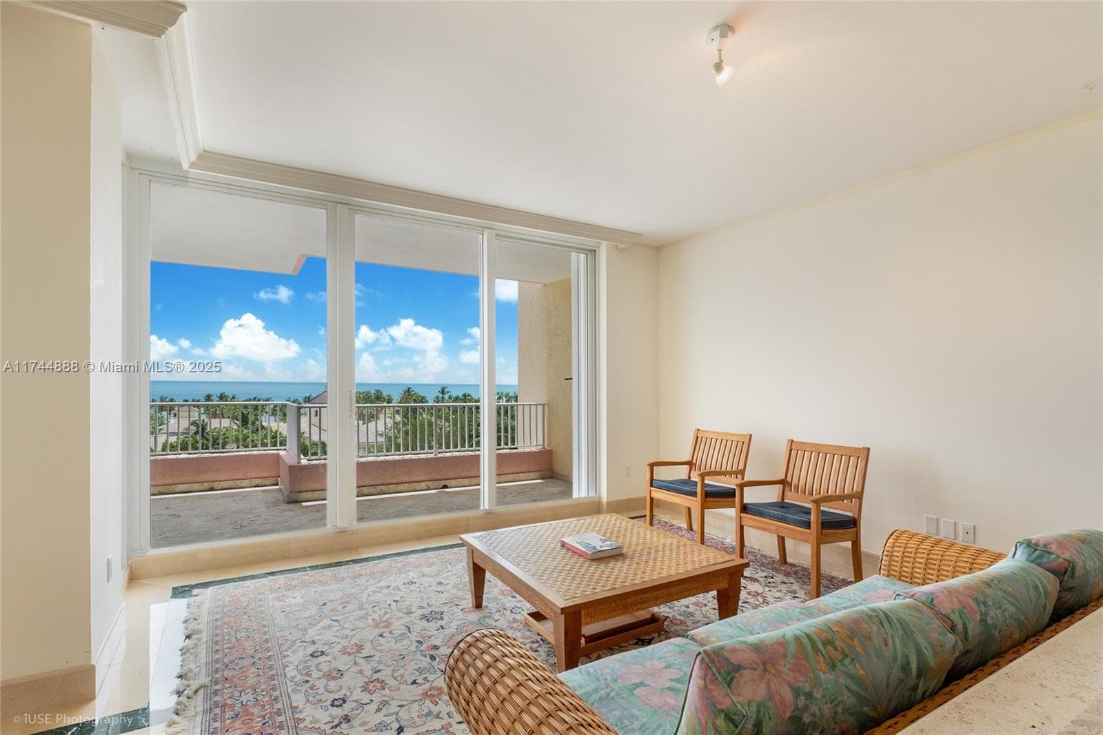 Condo at 785 Crandon Blvd, Key Biscayne — photo 3