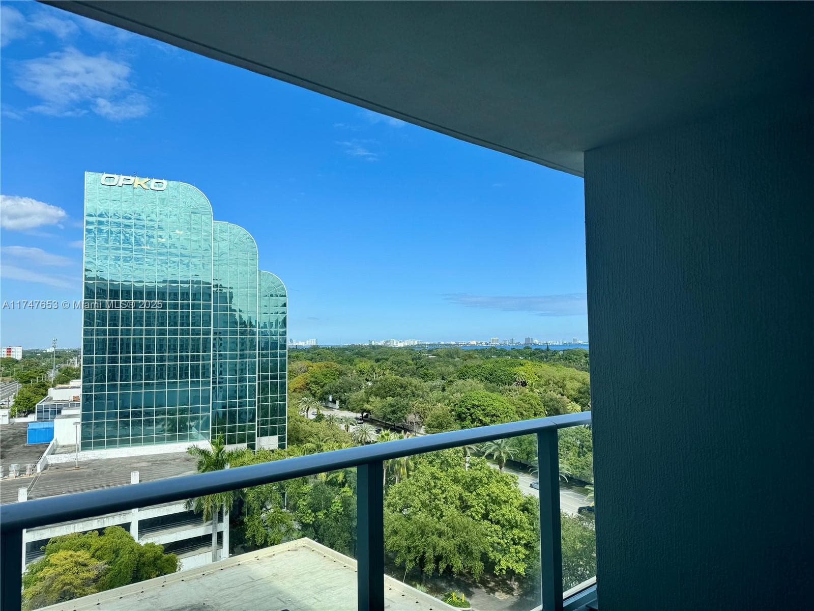 Condo at 4250 Biscayne Blvd, Miami — photo 2