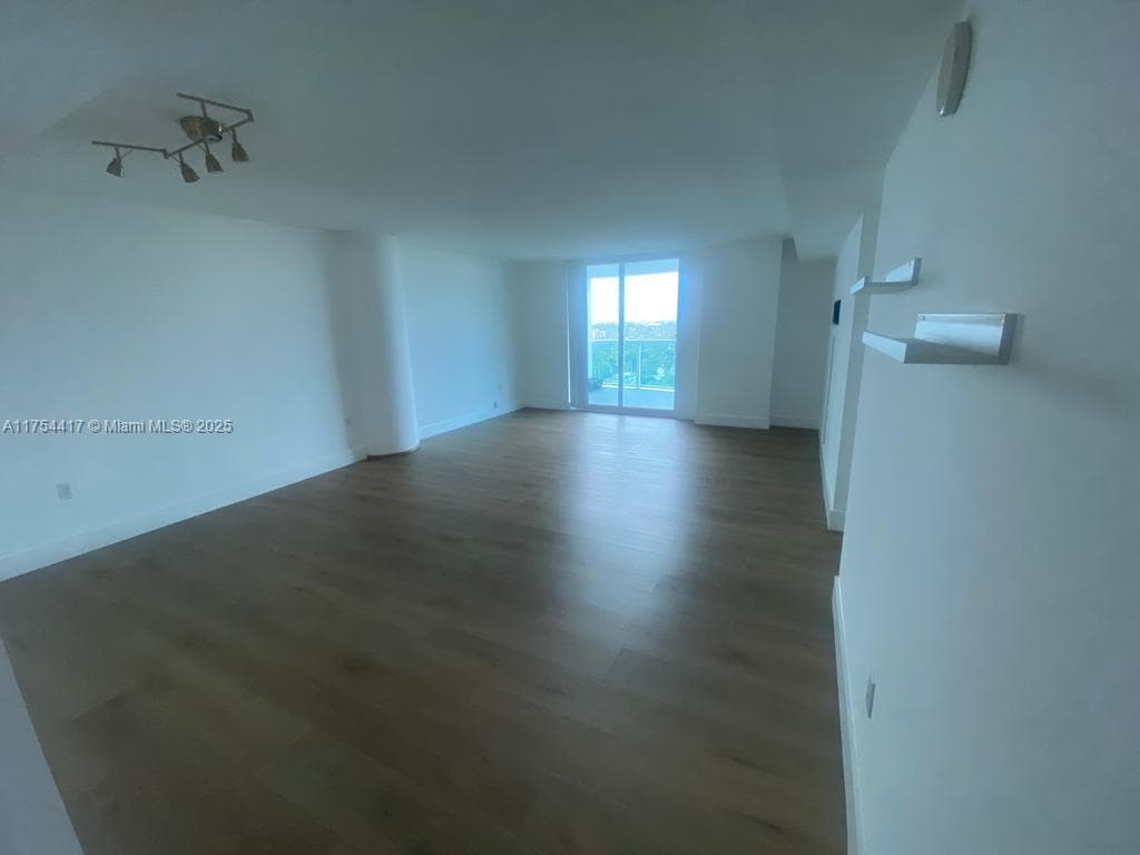 Condo at 2101 Brickell Ave, Miami — photo 1