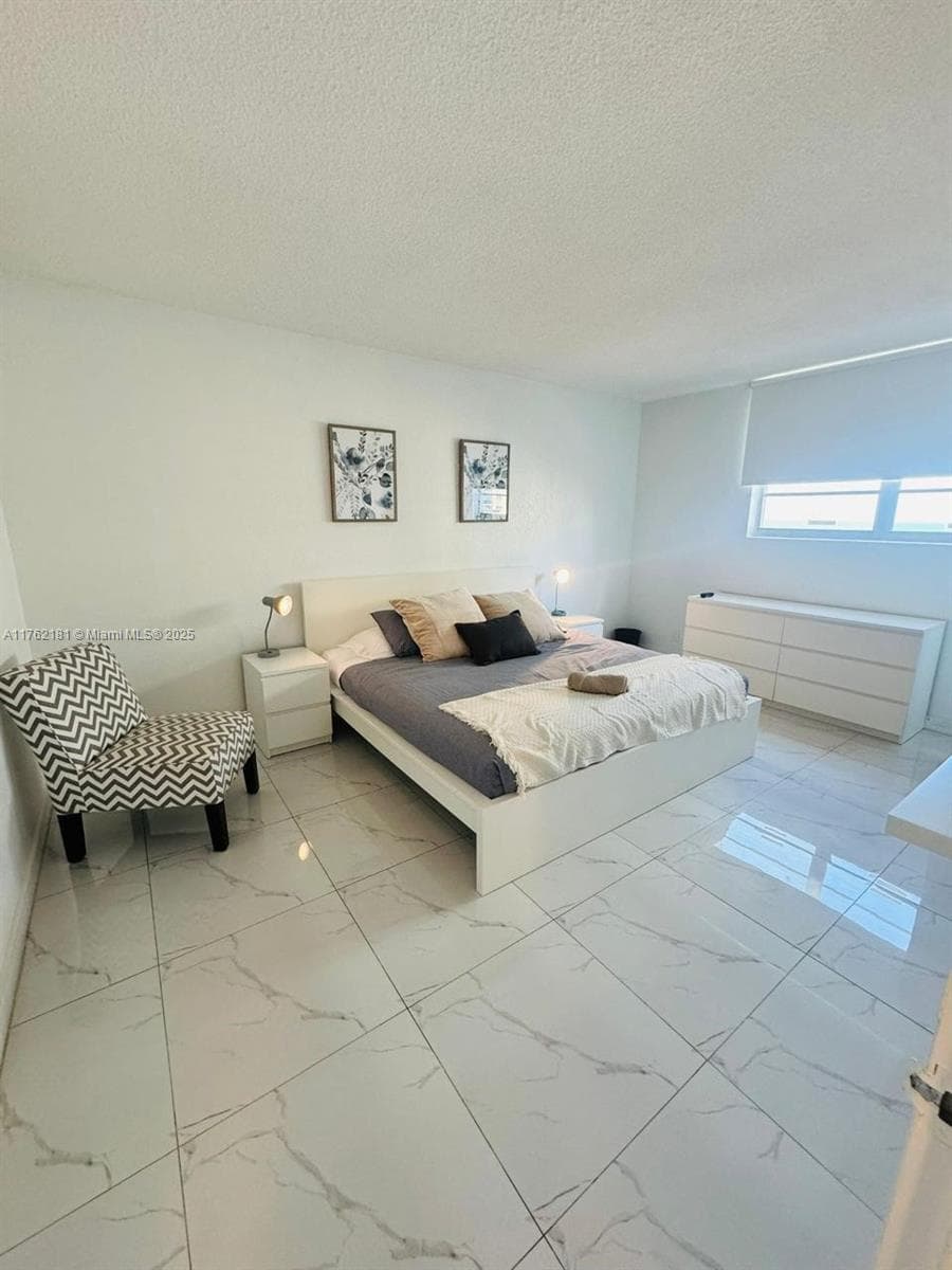 Condo at 3901 S Ocean Dr, Hollywood — photo 2