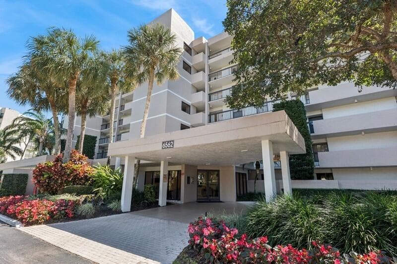 Condo at 6562 Boca Del Mar Drive, Boca Raton, FL