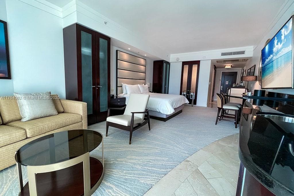 Condo at 4391 Collins ave, Miami Beach — photo 3