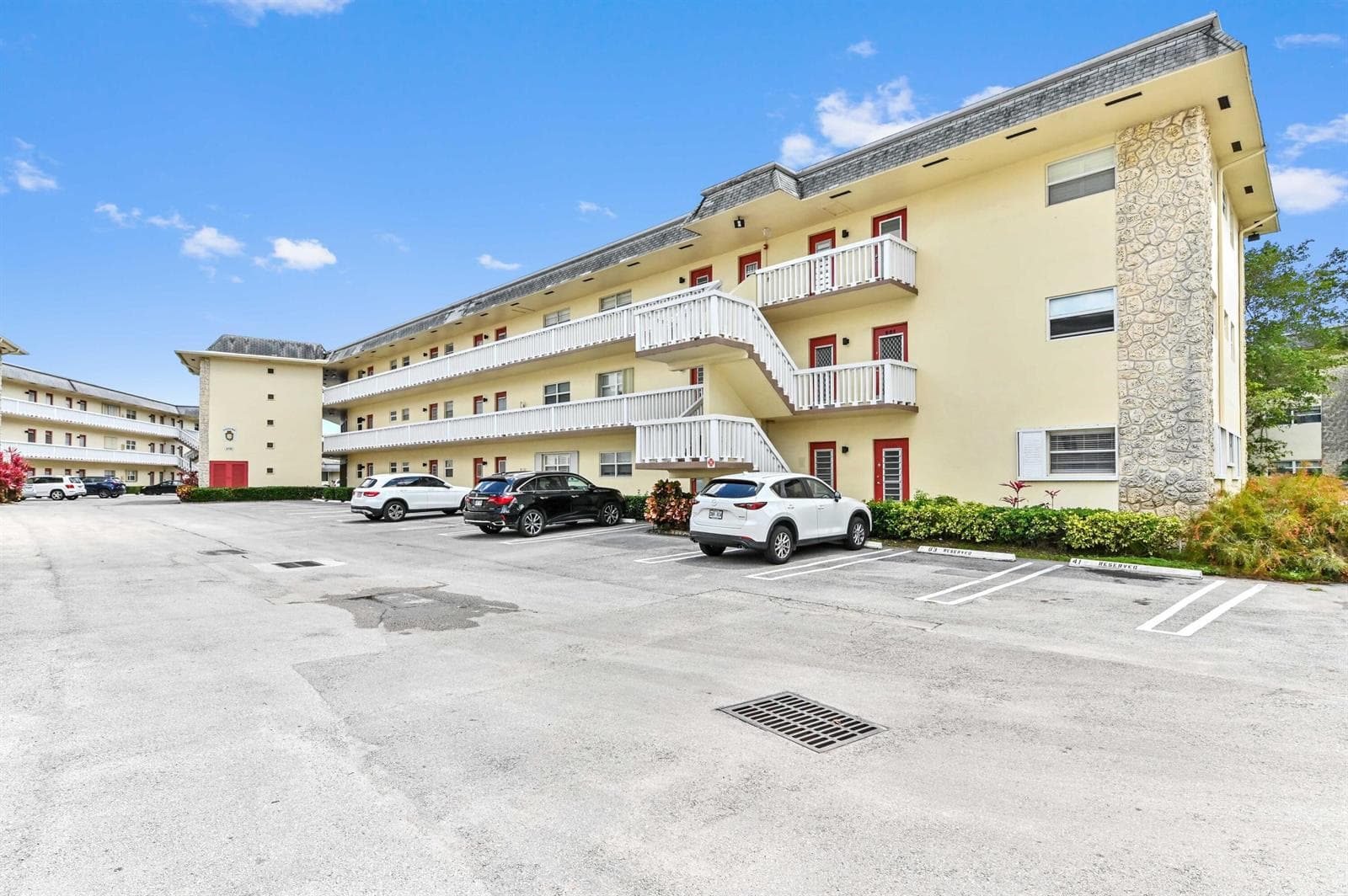 Condo at 4321 NW 16th Street, Lauderhill, FL