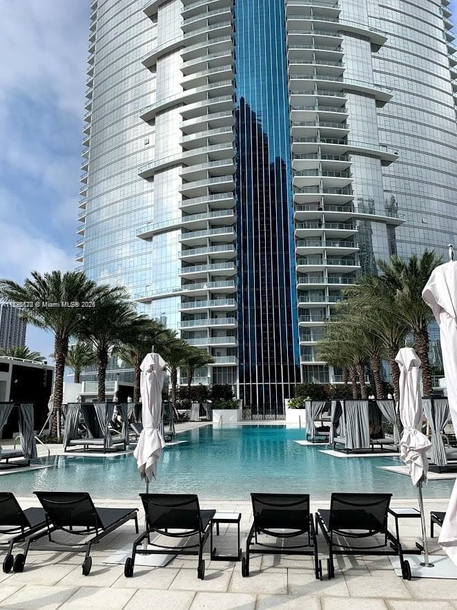 Condo at 851 NE 1st Ave, Miami, FL