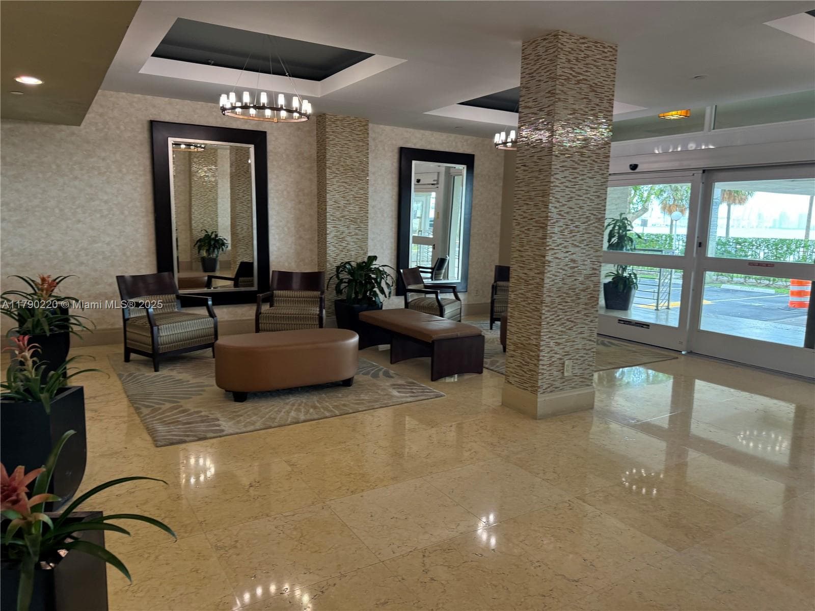 Condo at 1420 Brickell Bay Dr, Miami — photo 3