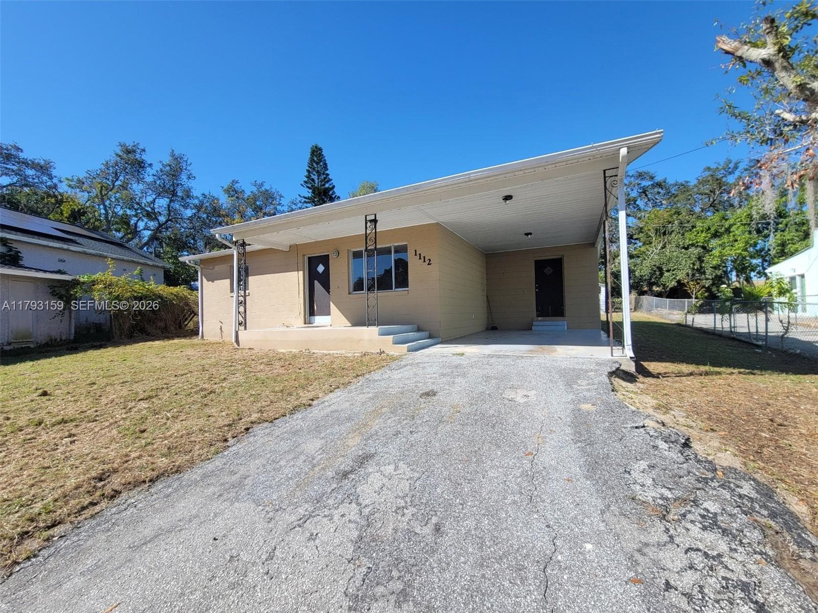 Single-family home at 1112 Evanston ST, Sebring, FL