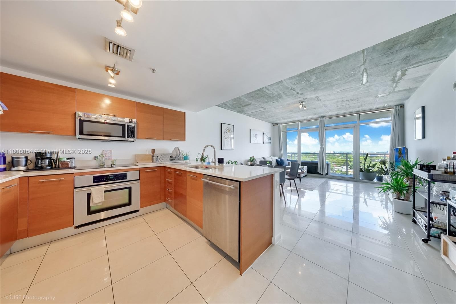Condo at 3250 NE 1st Ave, Miami, FL