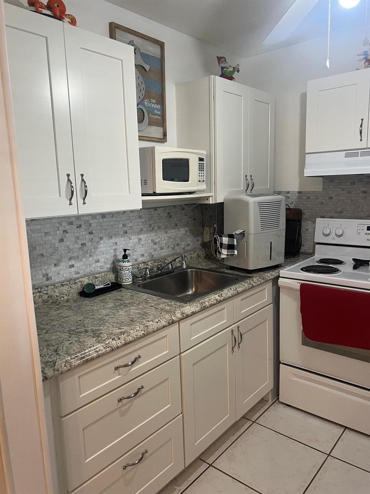 Condo at 132 Berkshire F, West Palm Beach, FL