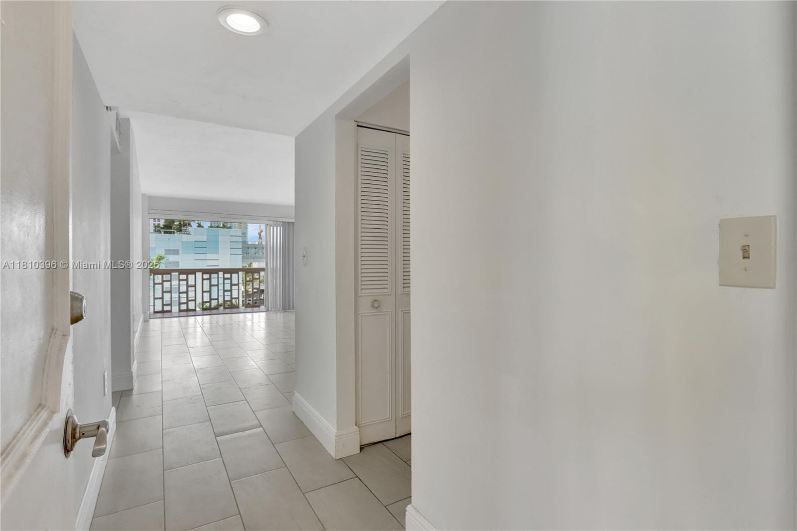 Condo at 600 NE 25th St, Miami — photo 3