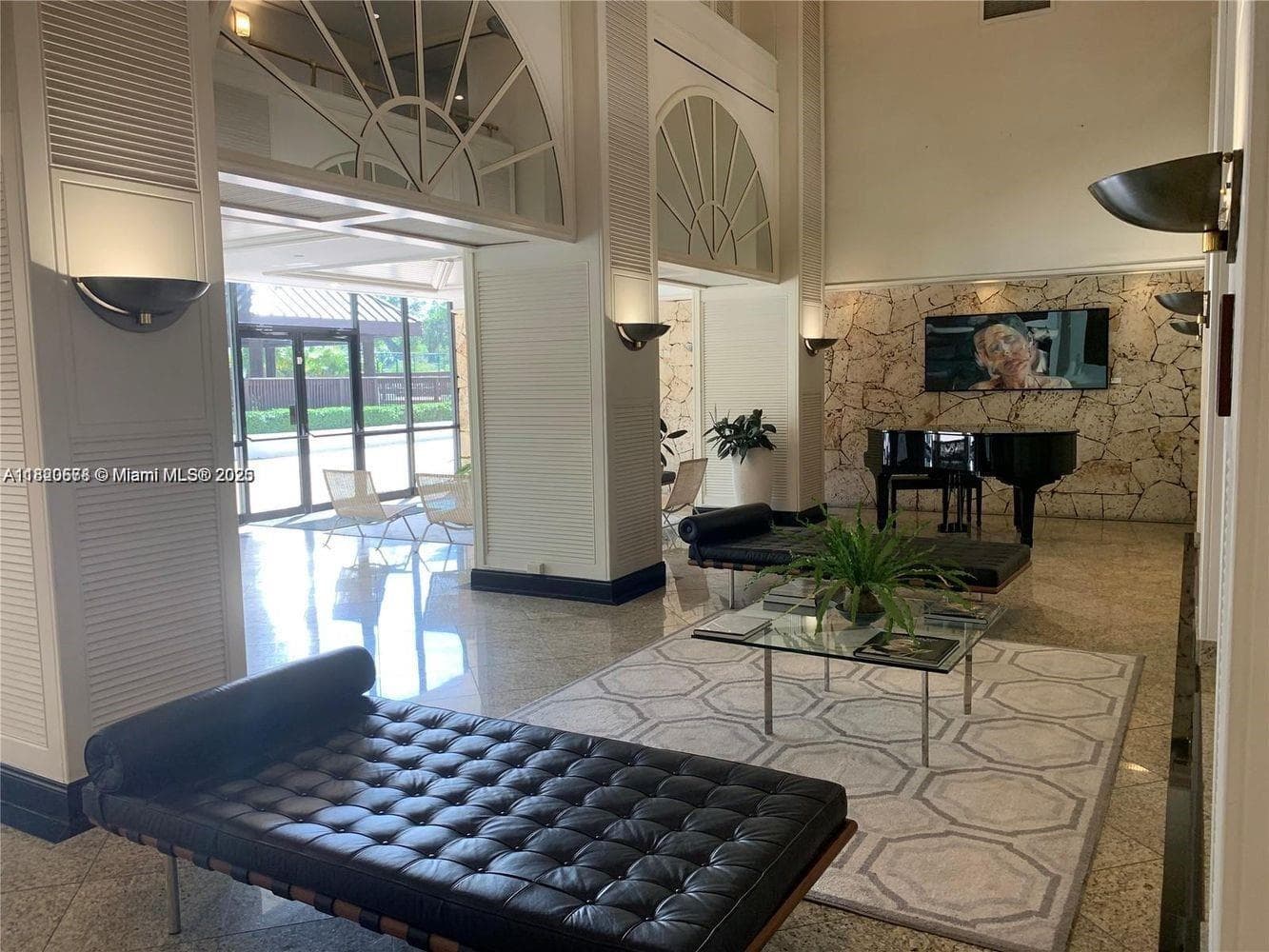 Condo en 780 NE 69th St, Miami — foto 1