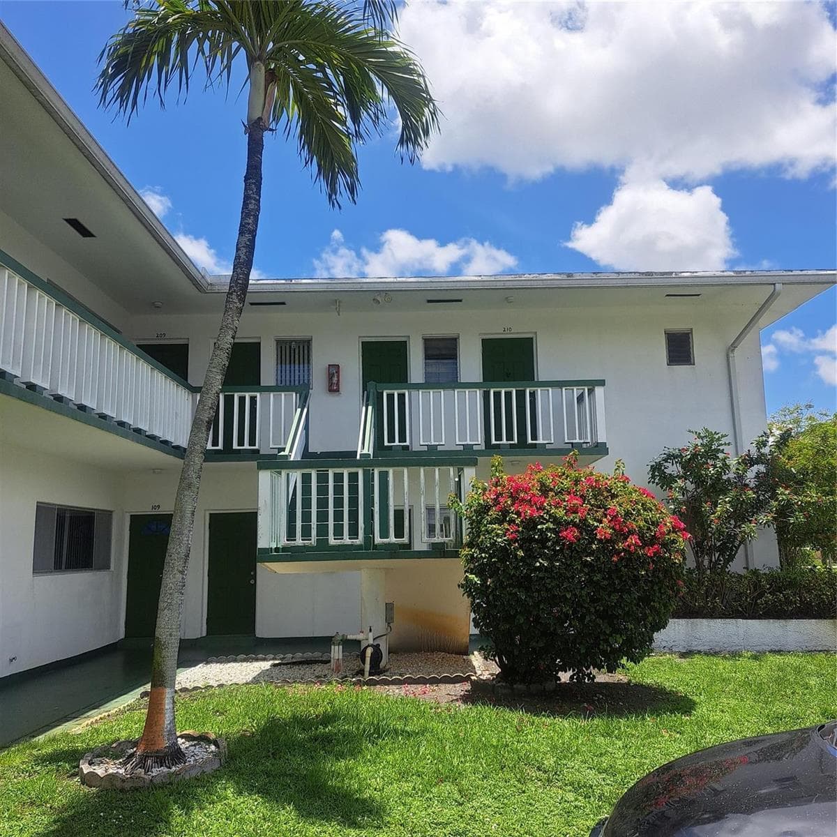 Condo at 6730 Arbor Drive, Miramar, FL