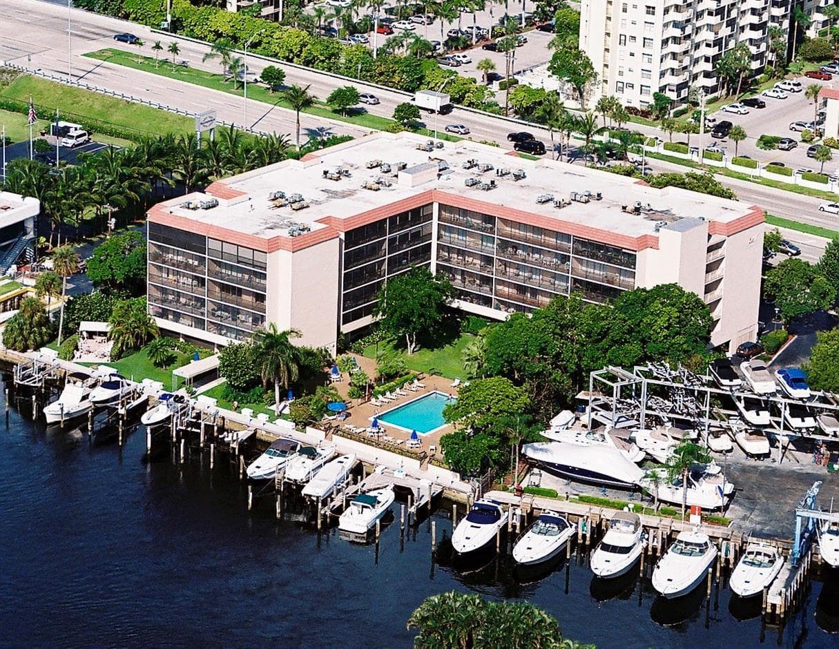 Condo at 740 S Federal Highway, Pompano Beach, FL