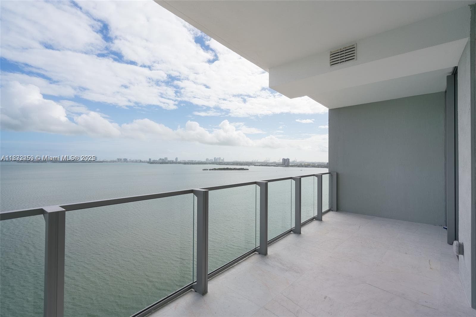 Condo at 2900 NE 7th Ave, Miami — photo 1