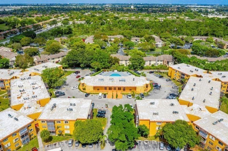 Condo at 4334 NW 9th Avenue, Deerfield Beach, FL