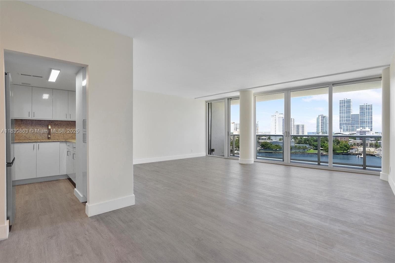 Condo at 900 Bay Dr, Miami Beach, FL