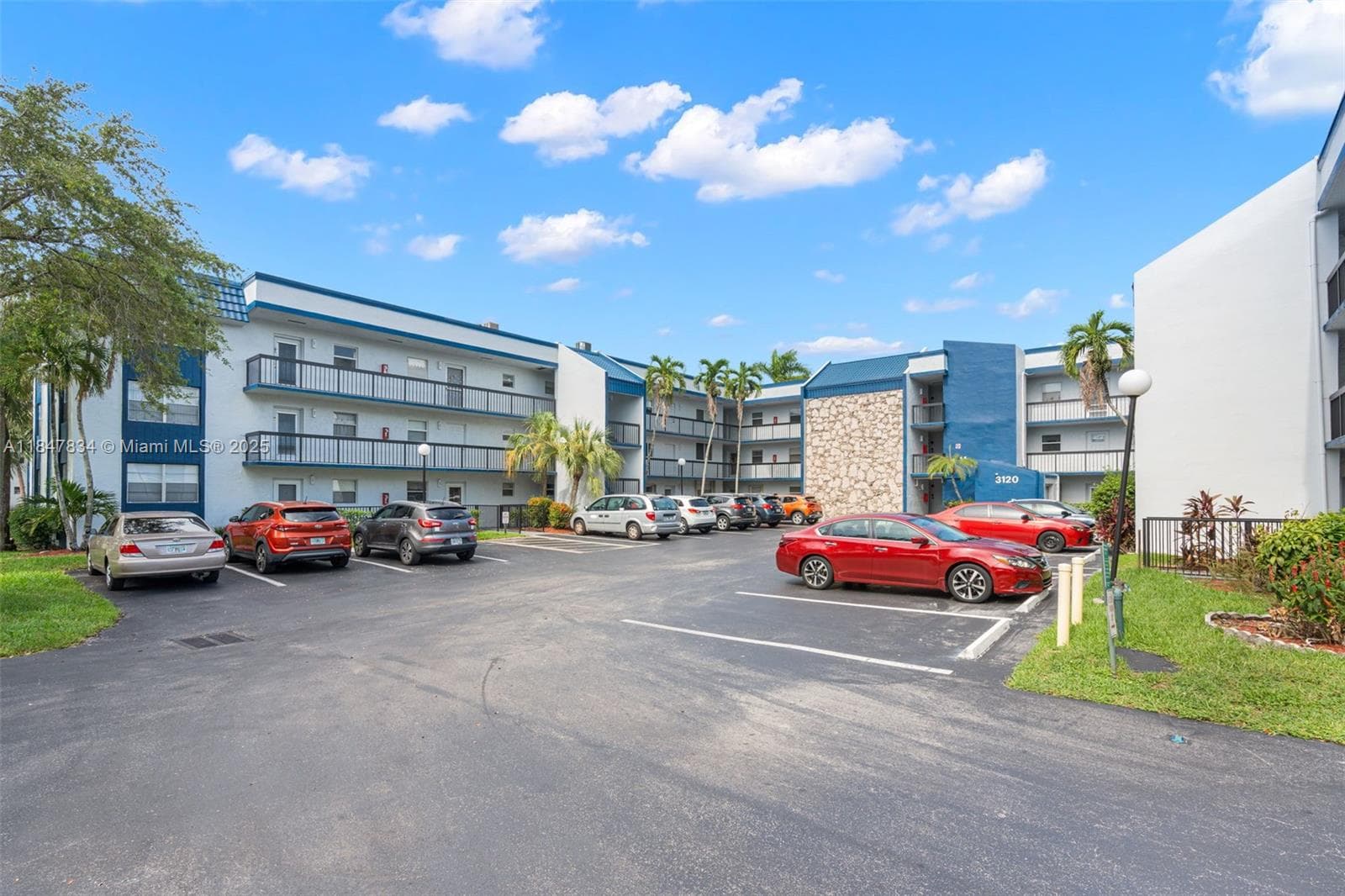 Condo at 3120 Holiday Springs Blvd, Margate, FL