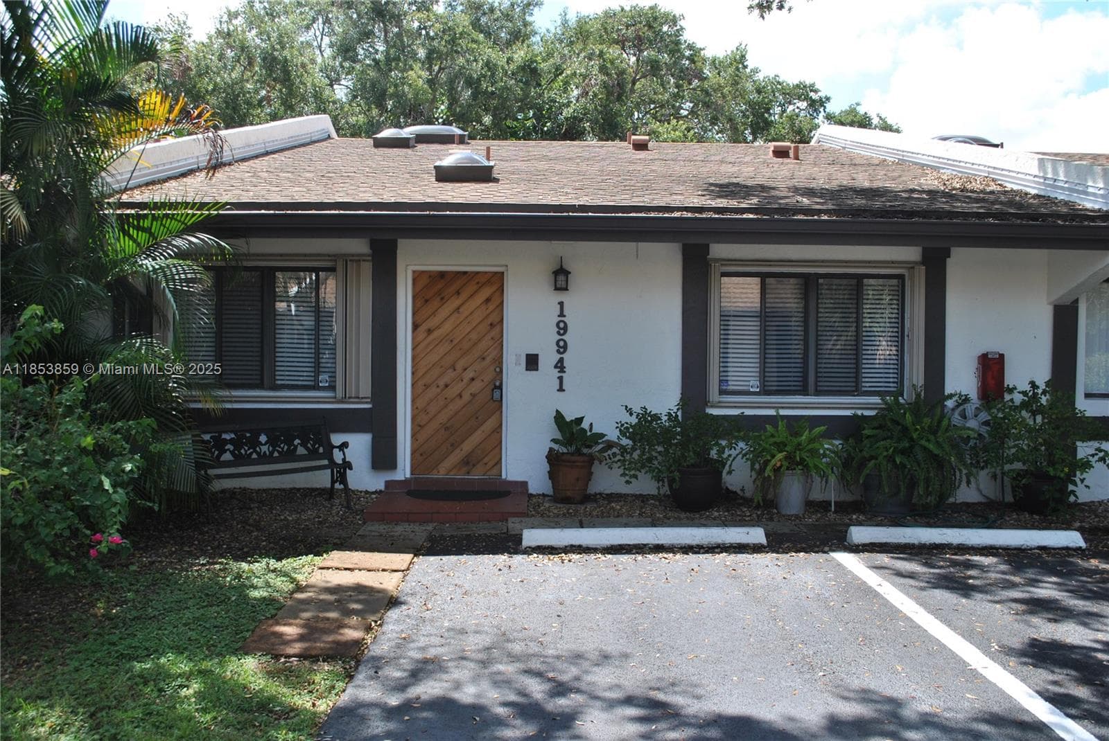 Condo at 19941 NE 5th Ct, Miami — photo 1