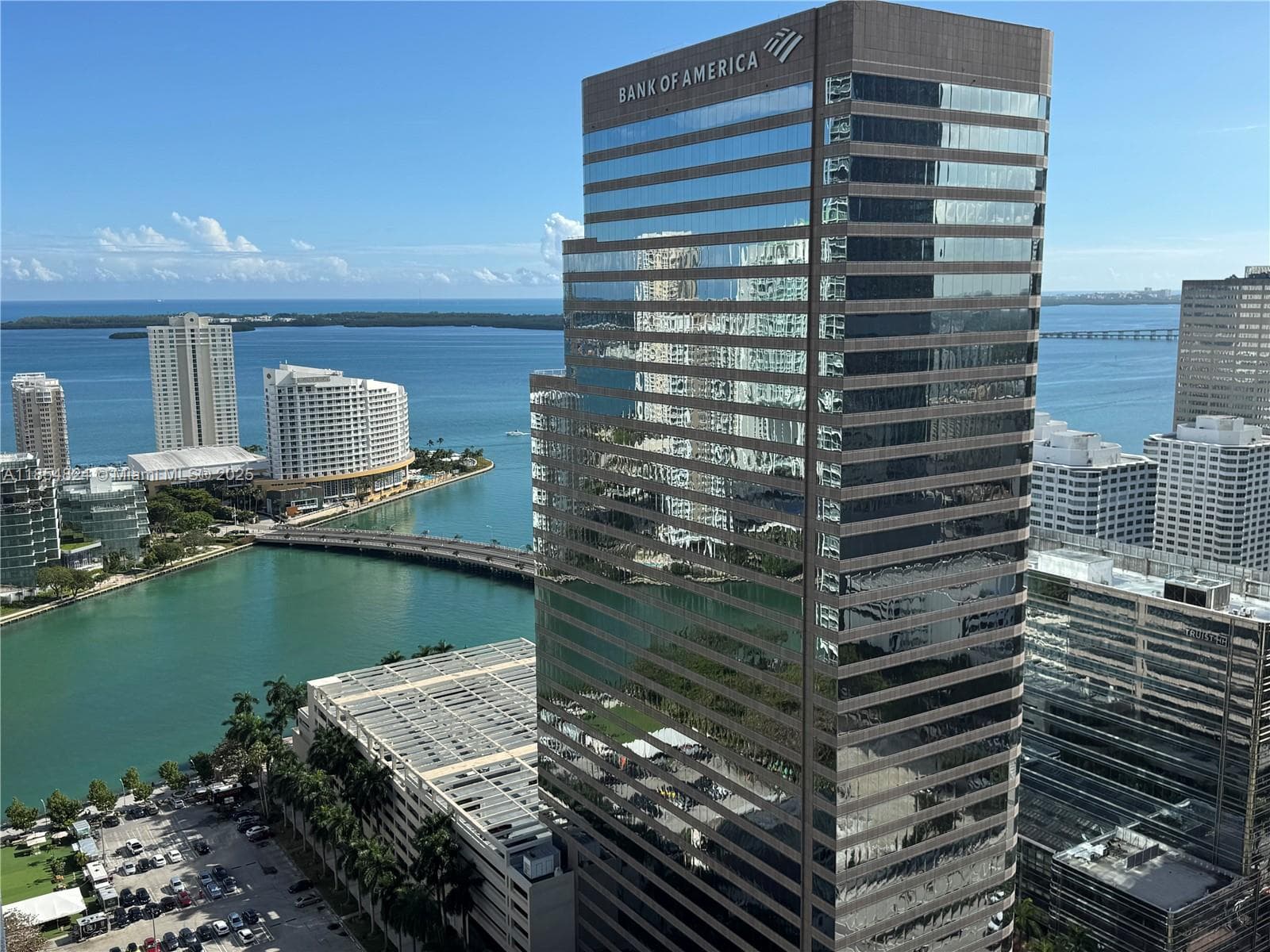 Condo en 500 Brickell Ave, Miami — foto 1