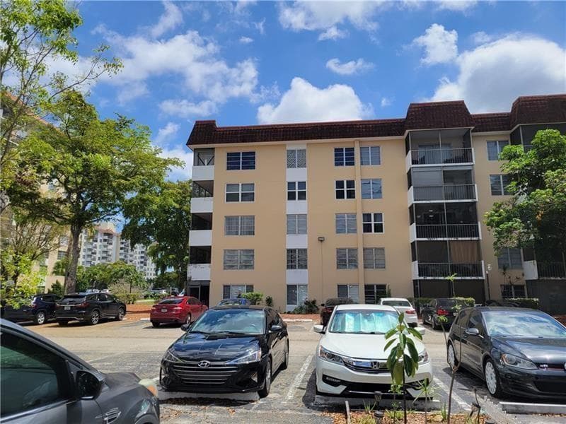 Condo at 4158 Inverrary Drive, Lauderhill, FL