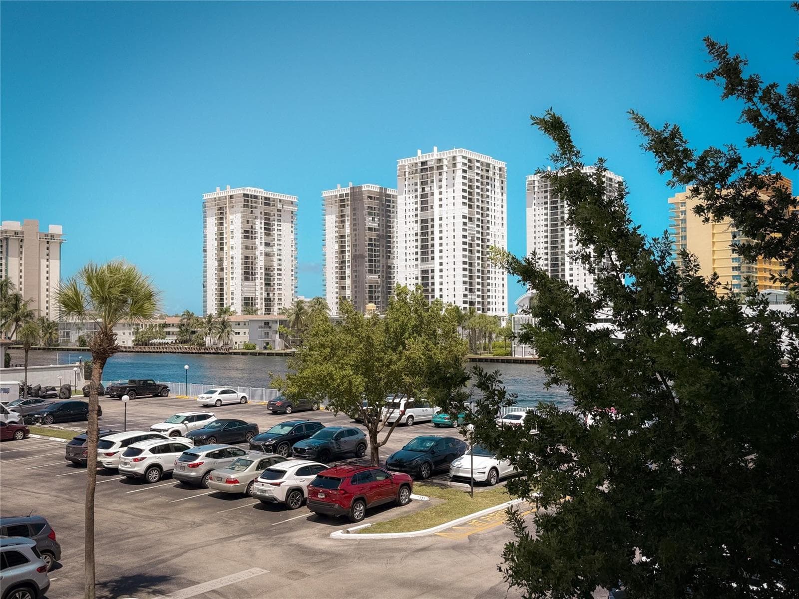 Condo at 1000 Parkview Drive, Hallandale Beach, FL