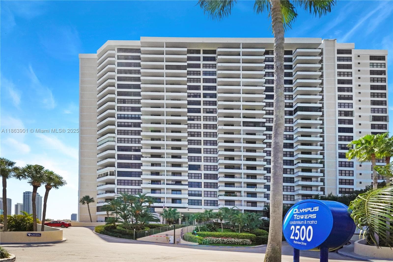 Condo at 2500 Parkview Dr, Hallandale Beach — photo 1