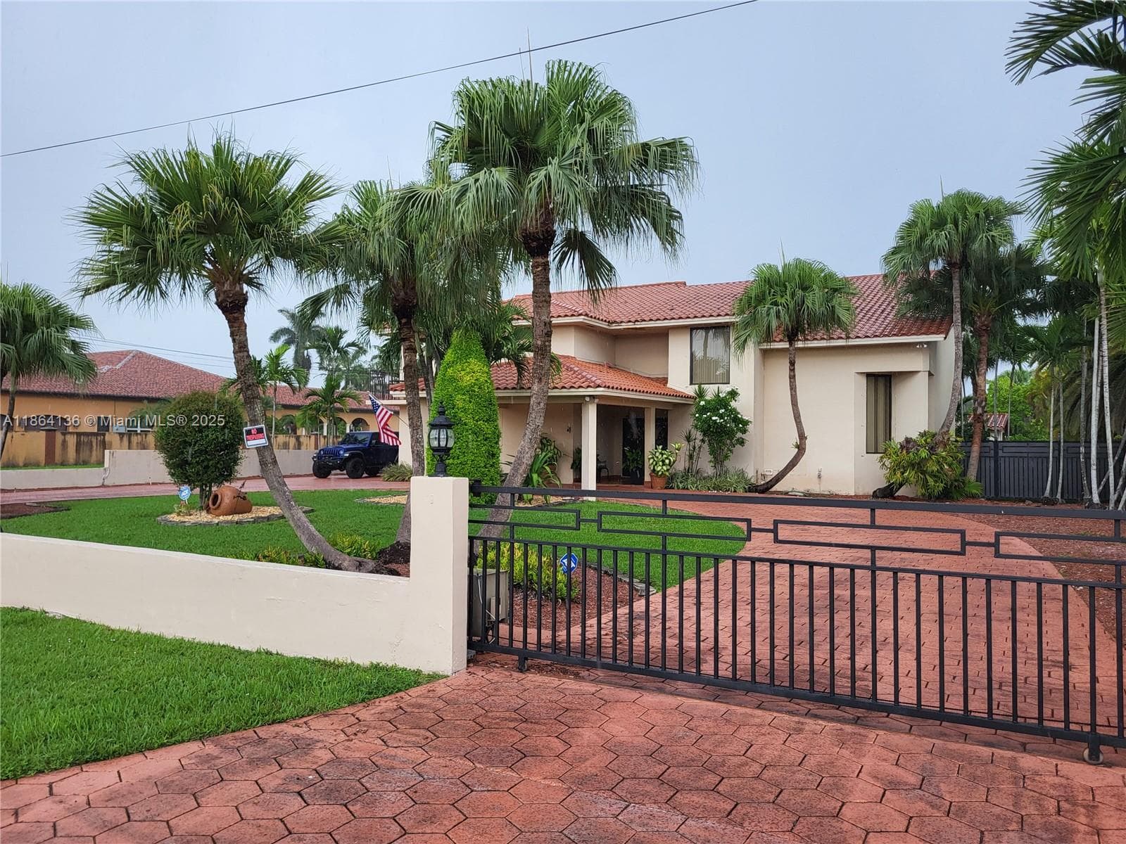 Single-family home at 2930 SW 129 Ave, Miami, FL